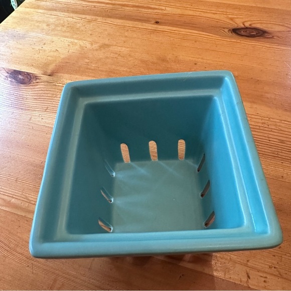 HomeWorx Farm stand Peach Basket Ceramic home decor - Picture 6 of 7